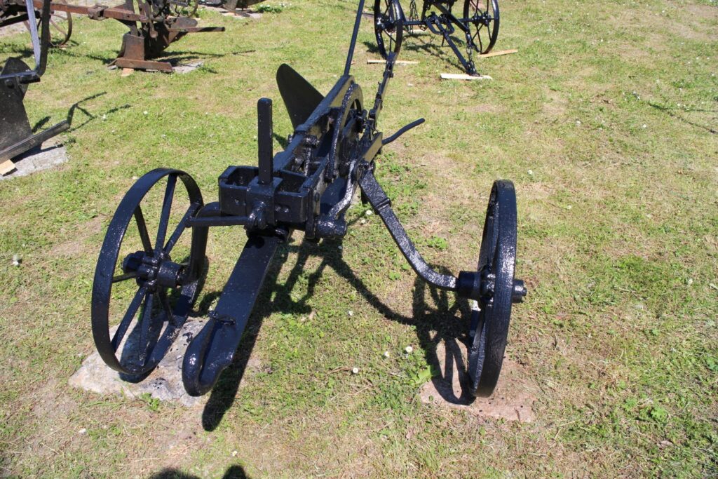 Historische Sämaschine auf dem Vereinsgelände