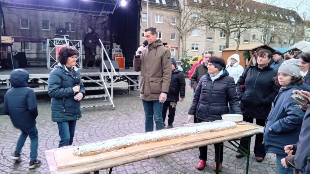 Ansprache bei einer Vereinsveranstaltung auf dem Mühlengelände